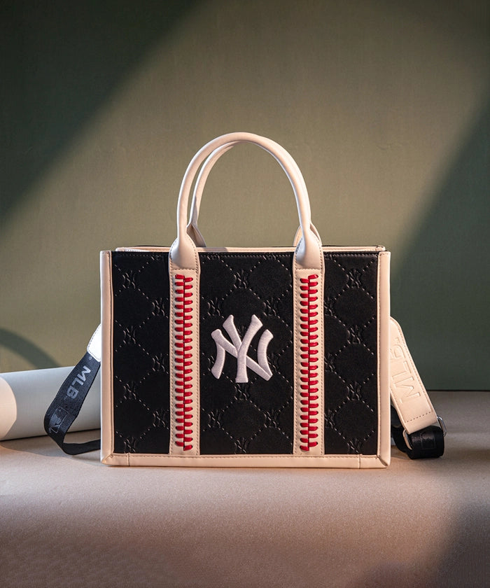 MLB_New_York_Yankees_Leather_Stitched_Crossbody_Bag_Black