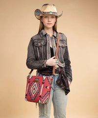 Wrangler Aztec Print Shoulder Bag in BDY