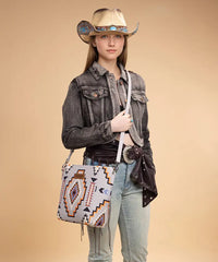 Wrangler Aztec Print Shoulder Bag in GY