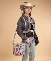 Wrangler Aztec Print Shoulder Bag in GY