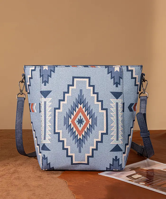Wrangler Aztec Print Shoulder Bag in JN
