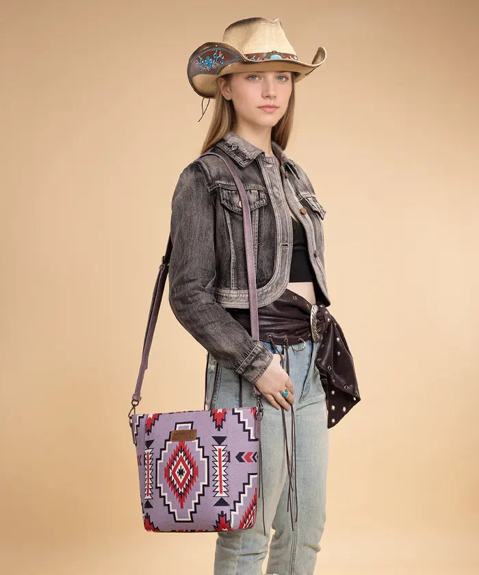 Wrangler Aztec Print Shoulder Bag in PP