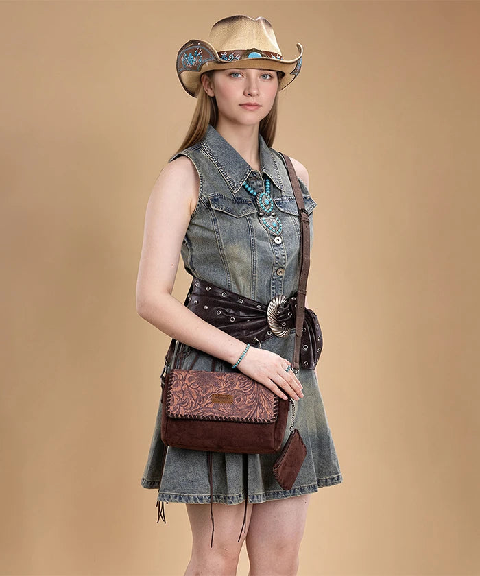 Wrangler floral print purse in CF