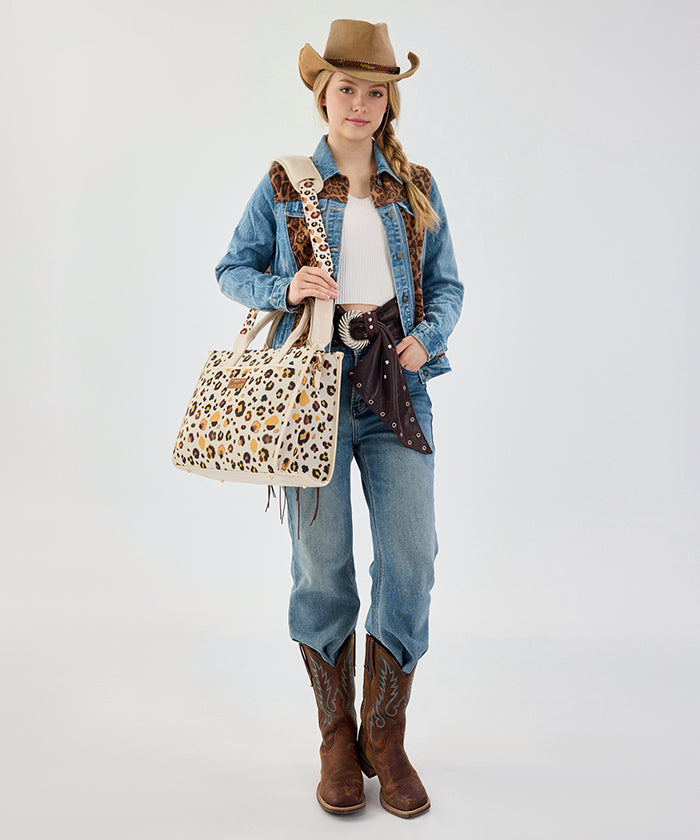 Wrangler Leopard Print Tote Handbag in BG