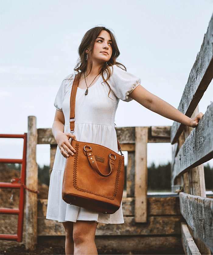 Wrangler Whipstitch Convertible Backpack-Country Glam Outfits