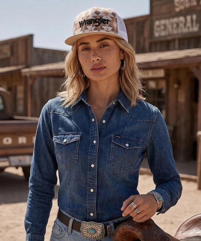 Wrangler Snapback Cowboy Hat in Beige