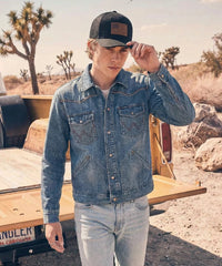 Wrangler Trucker Hat in Black
Wrangler Trucker Hat in White