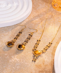 Wrangler Demeter’s Heart Necklace and Earrings Set