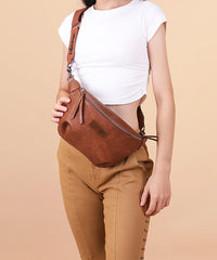 Wrangler Full Grain Leather Fanny Pack Brown