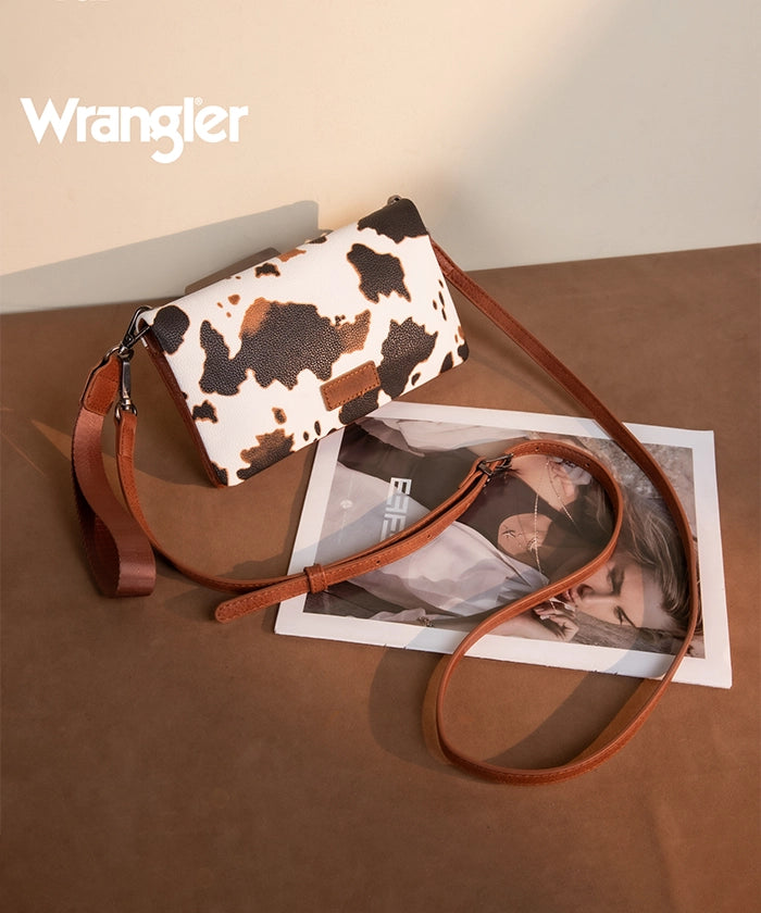 Wrangler Leather Printed Wristlet Cowprint Brown