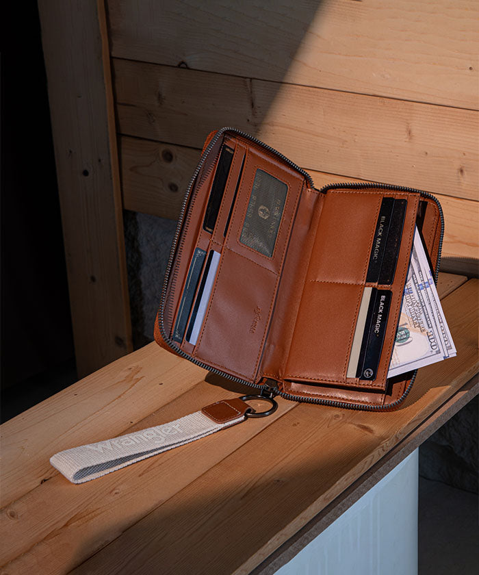 Wrangler_Leather_Trim_Canvas_Wallet_Tan