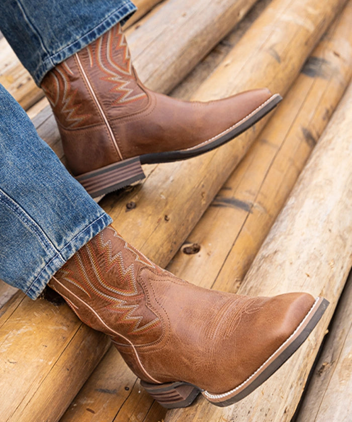 Men's Embroidered Wide Toe Cowboy Boots