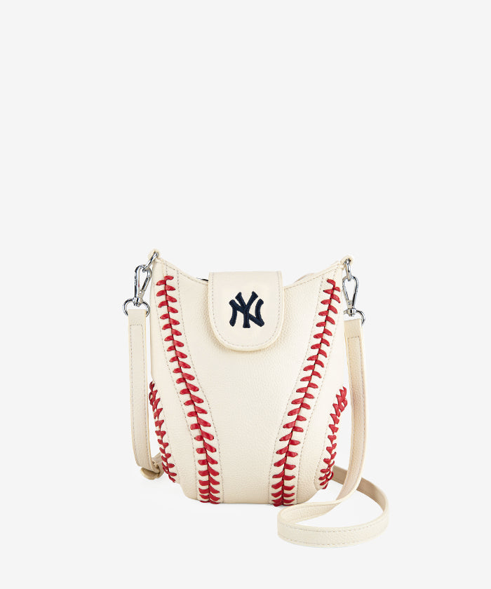 MLB New York Yankees Leather Crossbody Bag
