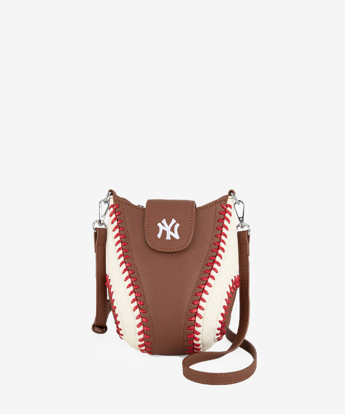 MLB New York Yankees Leather Crossbody Bag