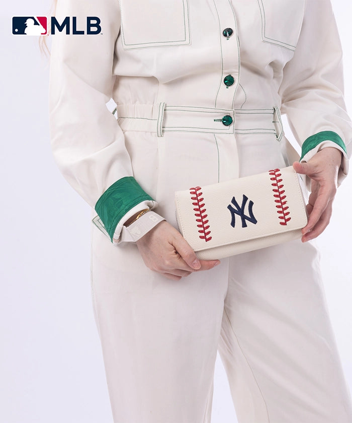 MLB New York Yankees Leather Wallet
