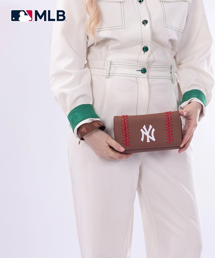 MLB New York Yankees Leather Wallet