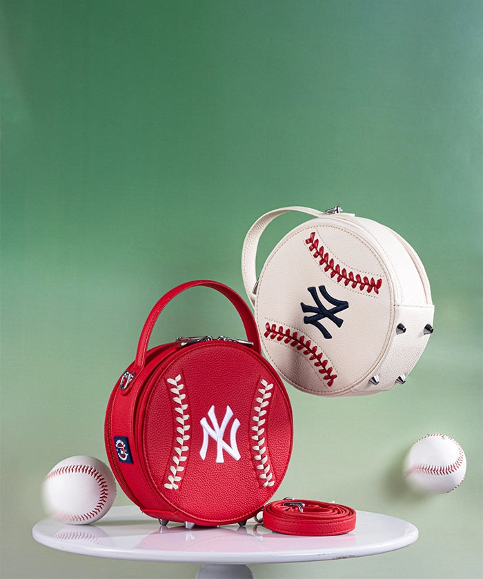 MLB New York Yankees Mini Canteen Crossbody Bag 