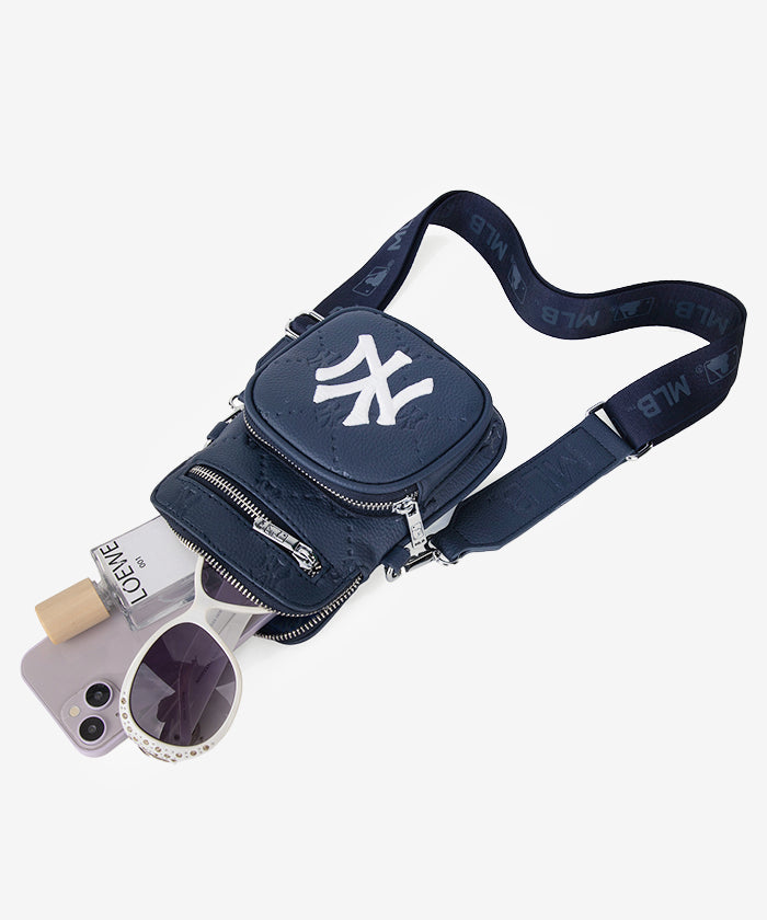 MLB New York Yankees Mini Crossbody Purse Navy