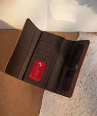 Montana_West_Tooled_Studded_Wristlet_Brown