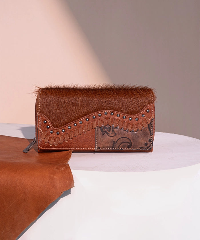 Trinity Ranch Hair-On Cowhide Saddle Shape Wallet