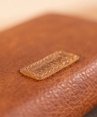 Trinity_Ranch_Tooled_Wallet_Brown