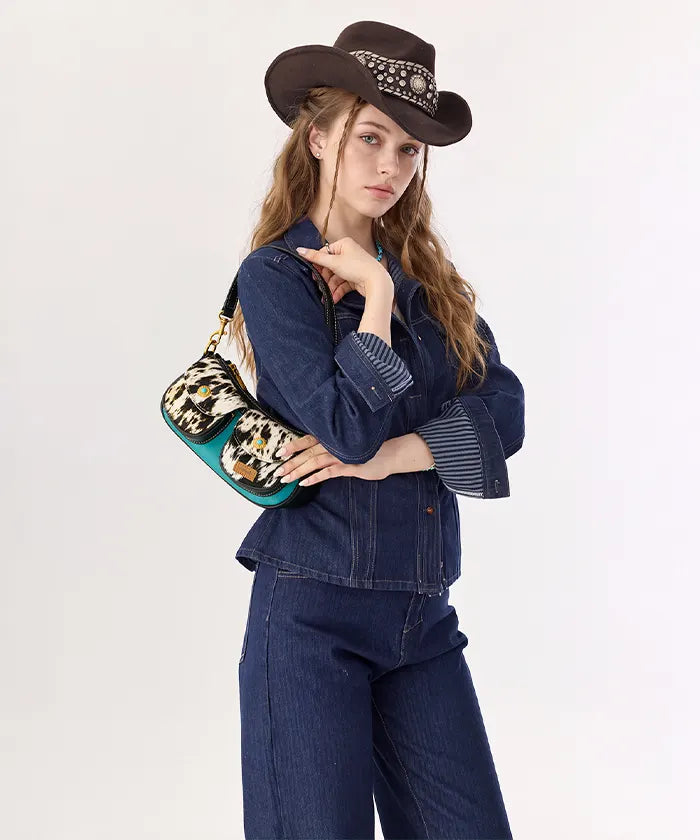 Wrangler Cowhide Pocket Shoulder Bag in TQ