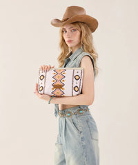 Wrangler Aztec Makeup Bag in BG