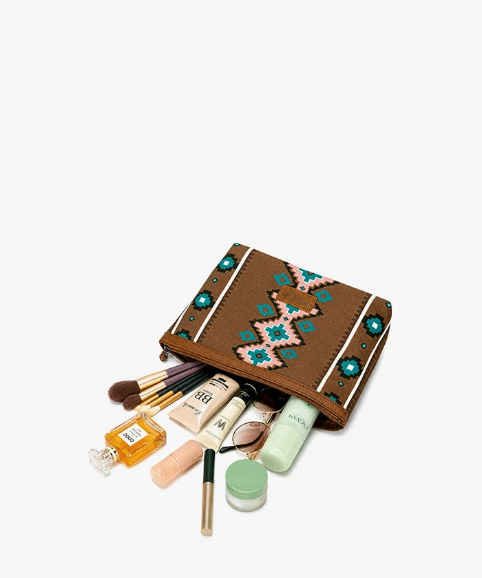 Wrangler Aztec Makeup Bag in BR