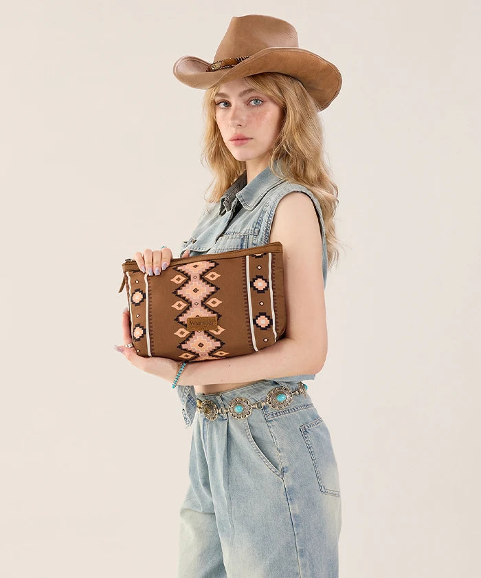 Wrangler Aztec Makeup Bag in LBR