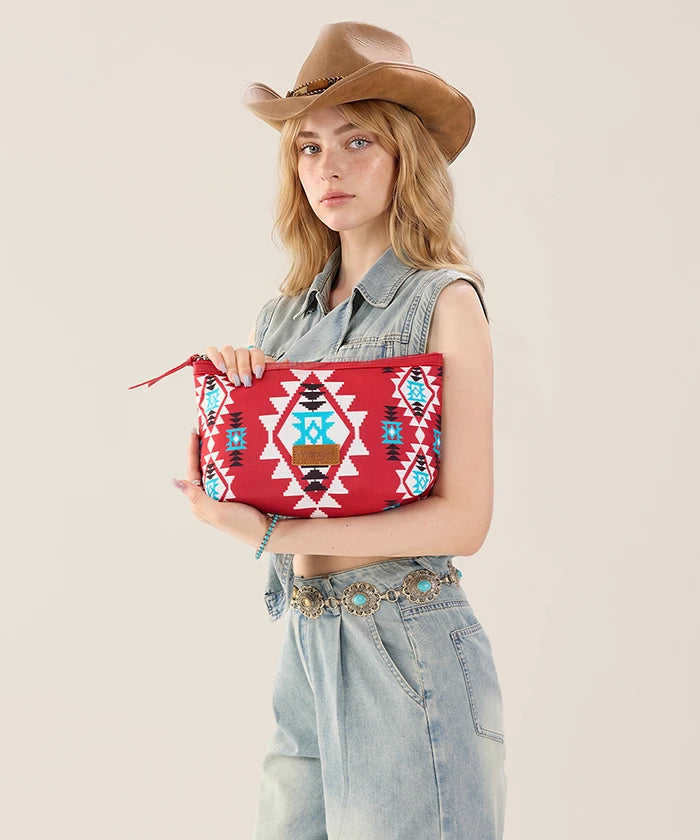 Wrangler Aztec Makeup Bag in RD