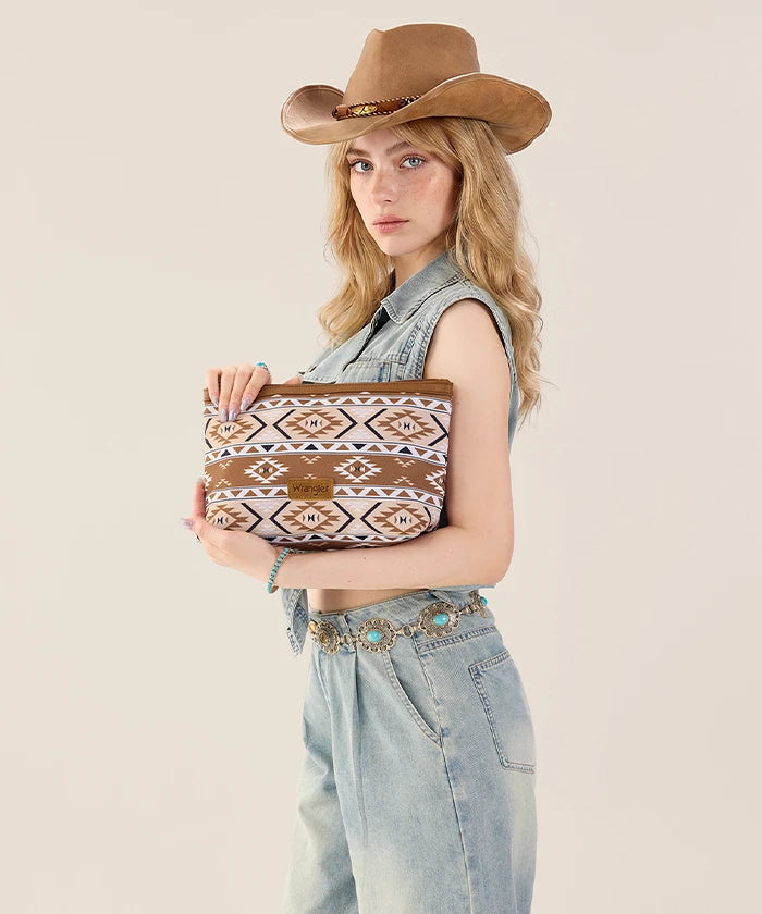 Wrangler Aztec Makeup Bag in TN
