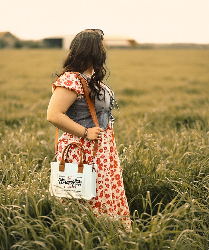 Wrangler Canvas Crossbody Purse-Country Glam Outfits