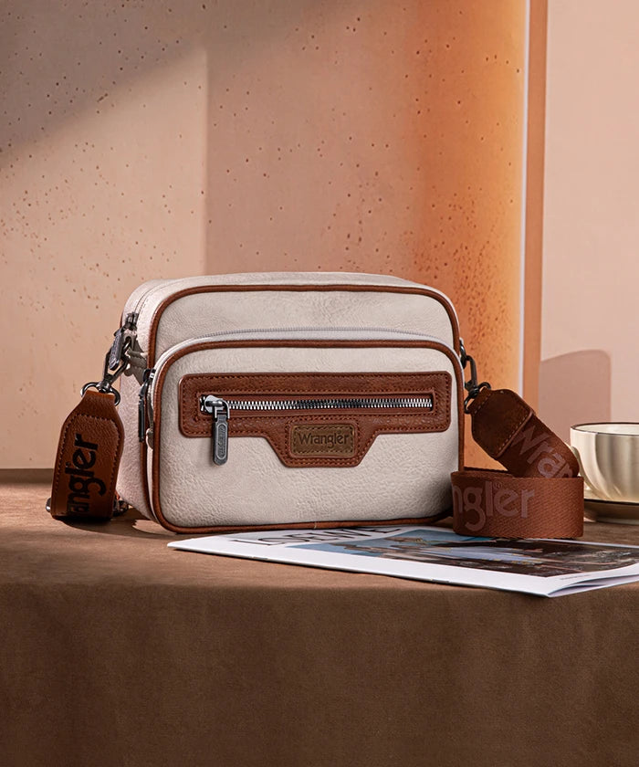 wrangler crossbody bag in BG-BR