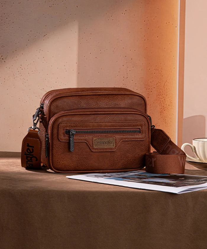 wrangler crossbody bag in DBR