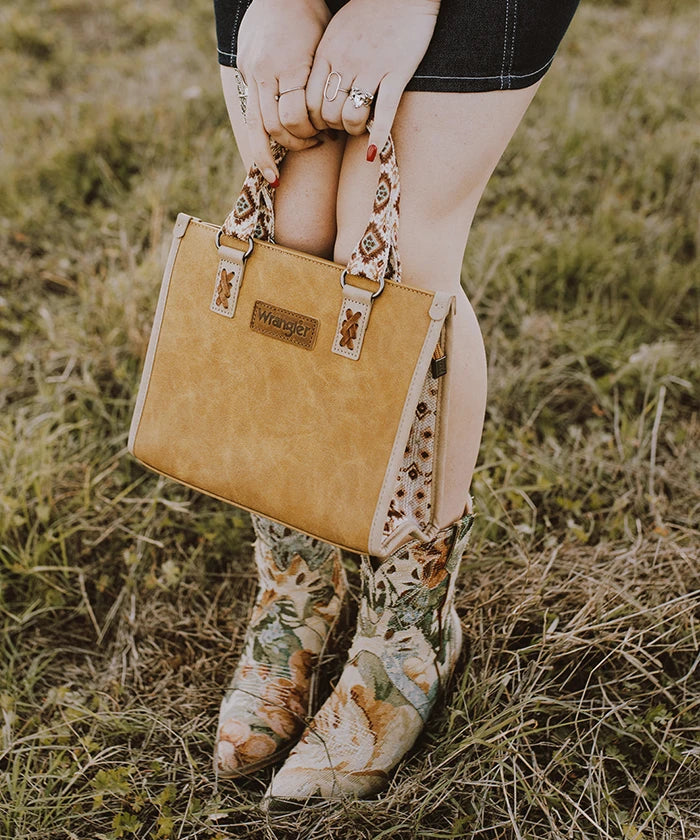 Wrangler Aztec Print Tote Bag-Country Glam Outfits