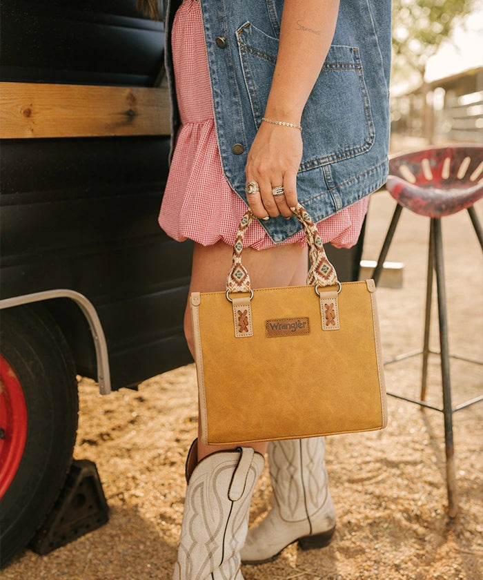 Wrangler Aztec Print Tote Bag-Country Glam Outfits