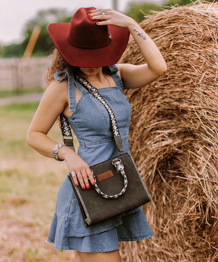 Wrangler Aztec Print Tote Bag