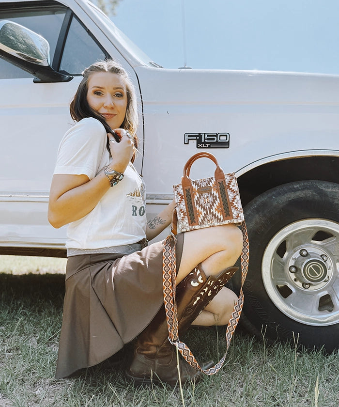 Wrangler Aztec Print Whipstitch Canvas Tote Bag Set
