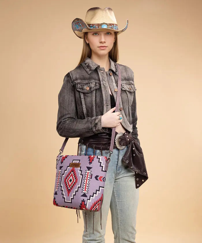 Wrangler Aztec Print Shoulder Bag in PP