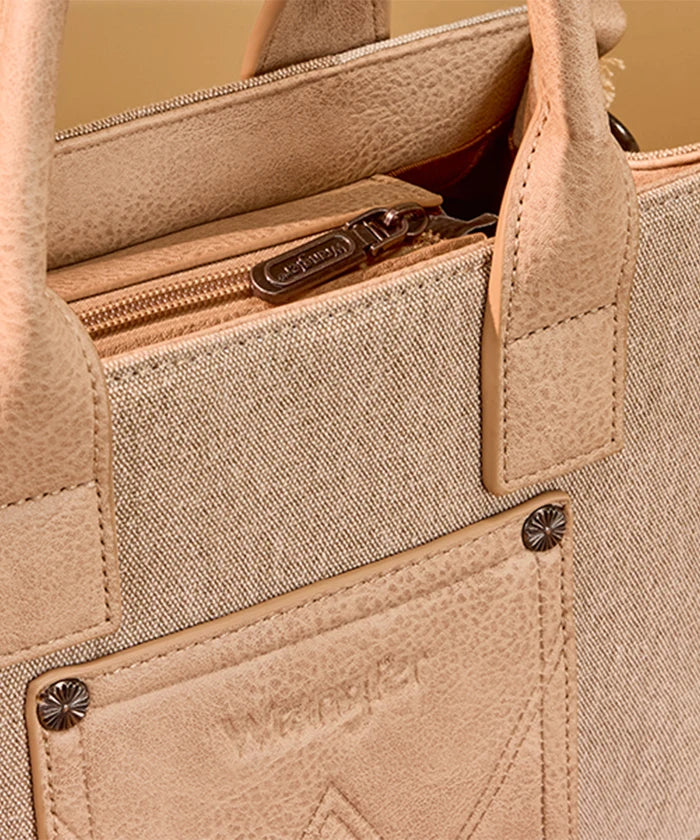 Wrangler canvas tote bag in TN — Rugged canvas with frayed edge and embossed logo