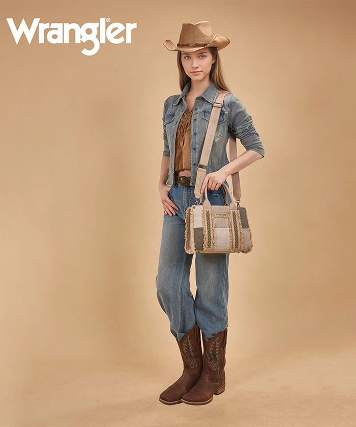 Wrangler canvas tote bag in TN — Rugged canvas with frayed edge and embossed logo