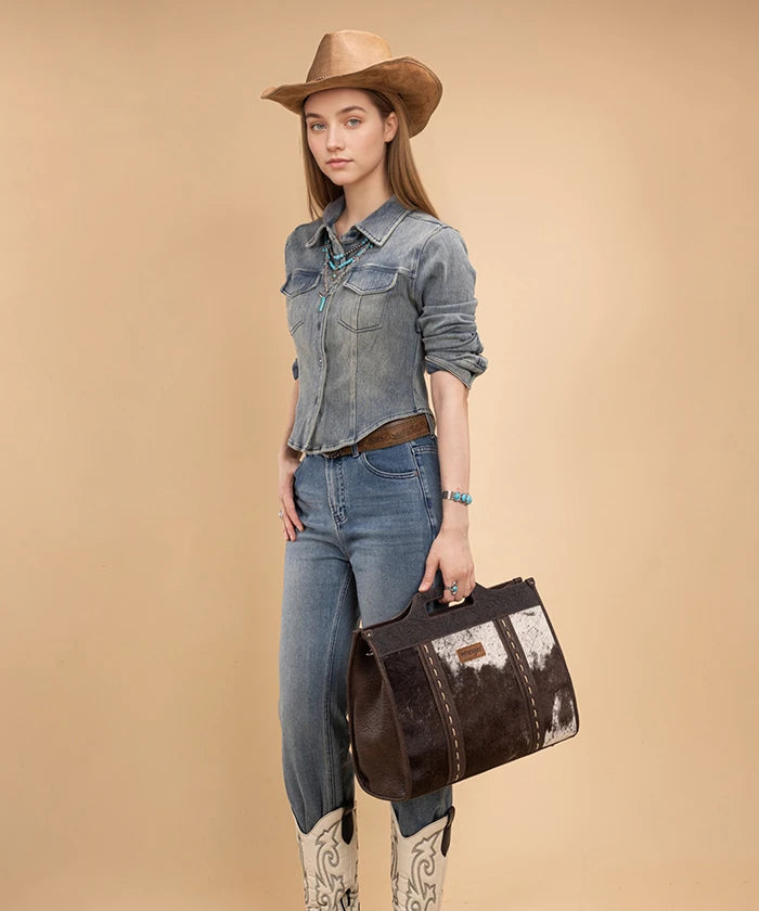 Wrangler Floral Tooled Tote Bag in Coffee
