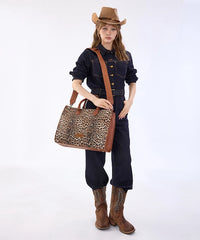 Wrangler Leopard Print Structured Tote Bag in Brown Leopard 