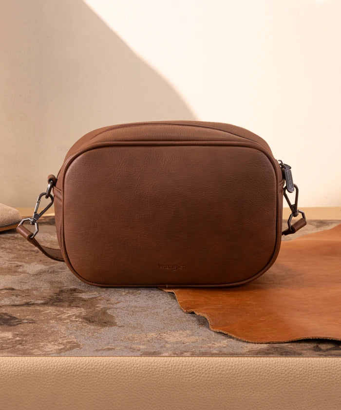 Wrangler canvas crossbody bag in BR