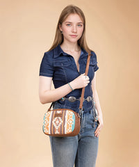 Wrangler canvas crossbody bag in BR