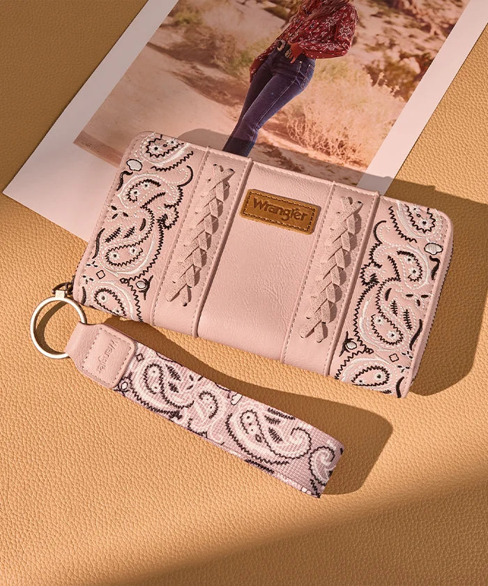Wrangler western paisley wristlet in PK