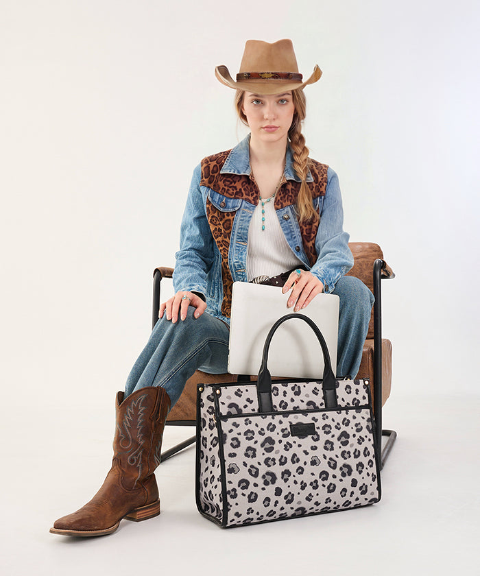 Wrangler Leopard Print Tote Handbag in BK