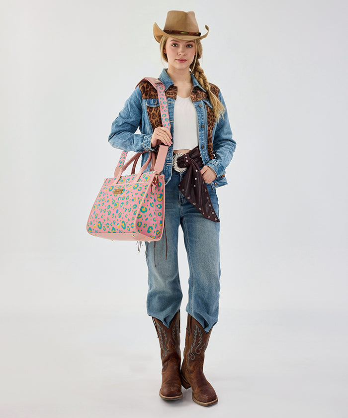 Wrangler Leopard Print Tote Handbag in PK
