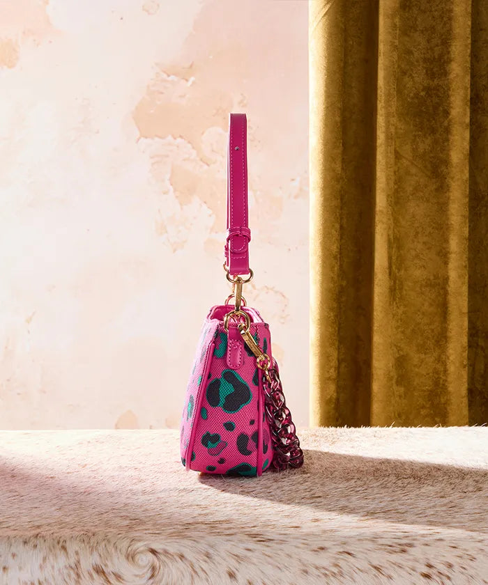 Wrangler Fierce Leopard Print Shoulder Bag in HPK