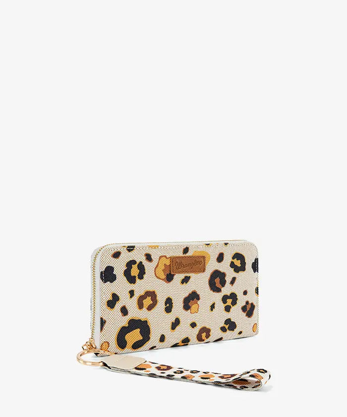 Wrangler Leopard Print Wallet in BG
